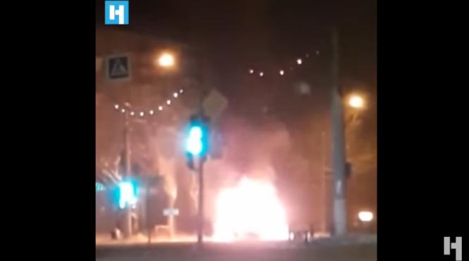 rusia trei morti in urma exploziei unui microbuz incidentul a avut loc langa blocul prabusit in magnitogorsk