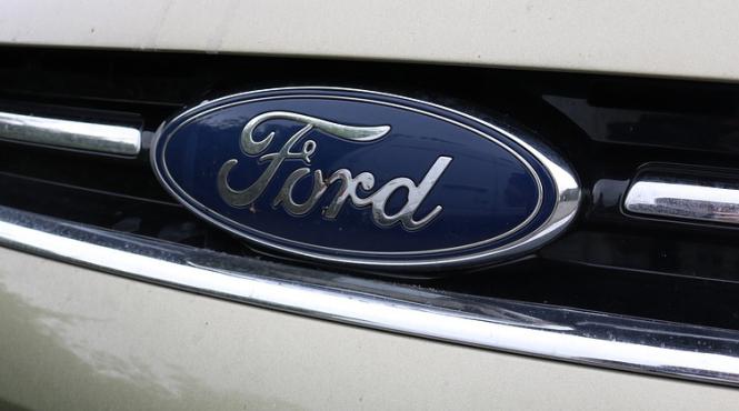 ford recheama in service aproape un milion de masini pentru a le schimba airbagurile