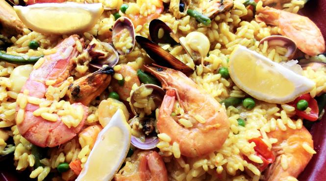 reteta zilei paella cu fructe de mare