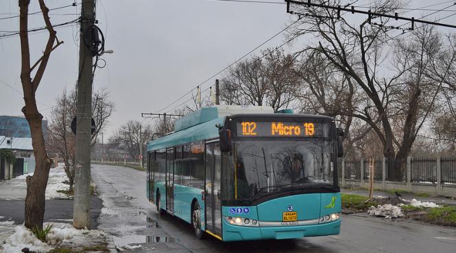stb pe toate traseele de transport in comun se va circula in conditii normale de luni
