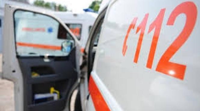 accident teribil in botosani un sofer a fost ranit grav dupa ce camionul pe care il conducea s a rasturnat pe dn 24 c