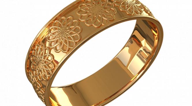 o femeie a trait cu un inel pe care il credea pierdut in nas timp de 12 ani