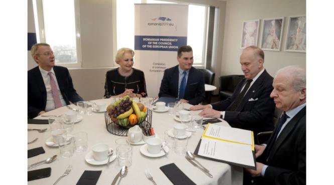 premierul viorica dancila s a intalnit cu presedintele congresului mondial evreiesc