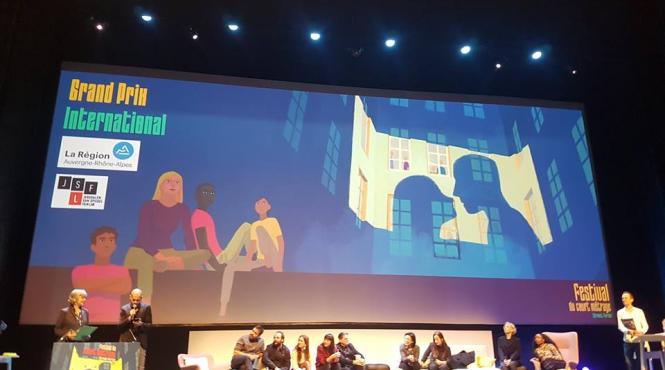 filmul romanesc cadoul craciun a obtinut marele premiu la festivalul de la clermont ferrand