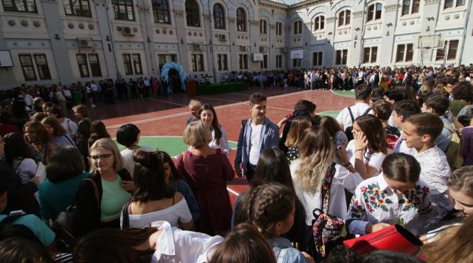 elevii se opun testelor grila la evalure si bac