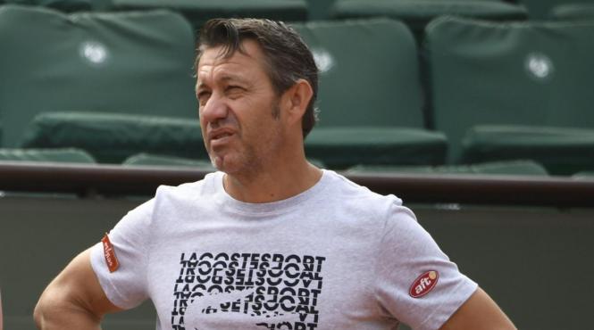 simona halep a pus punct colaborarii cu antrenorul thierry van cleemput