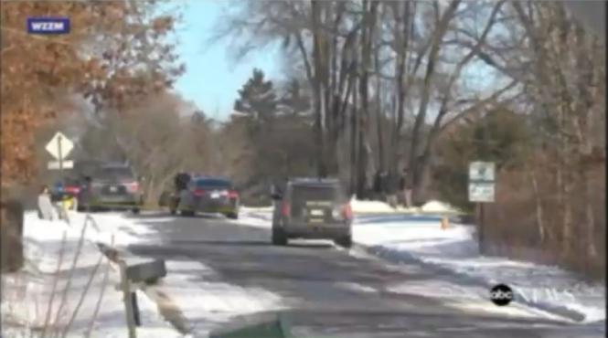 trei copii si o femeie gasiti decedati intr o casa din michigan