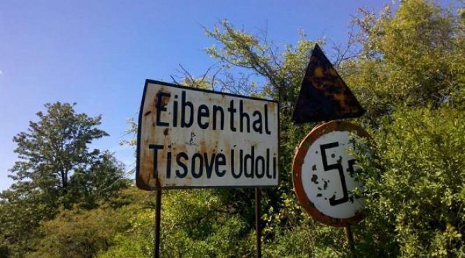 satul fara hoti din romania aici localnicii lasa pungile cu bani in gard