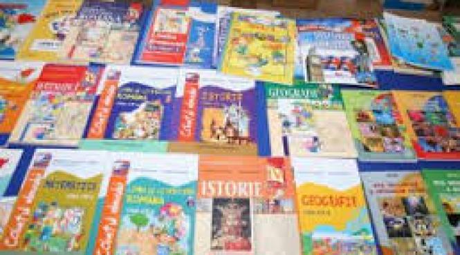 vesti excelente legea manualului scolar proiect adoptat in plenul senatului