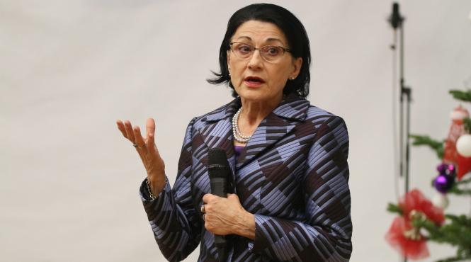 andronescu poate cea mai mare drama a romaniei este scaderea populatiei scolare