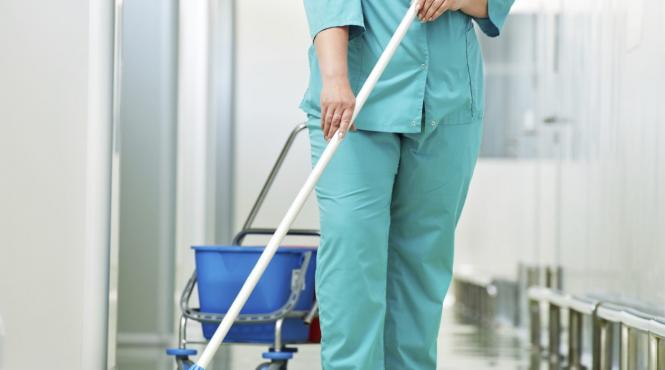 3 dezinfectanti cu probleme in 30 de spitale