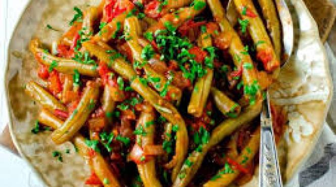 reteta zilei fasole verde in bacon afumat