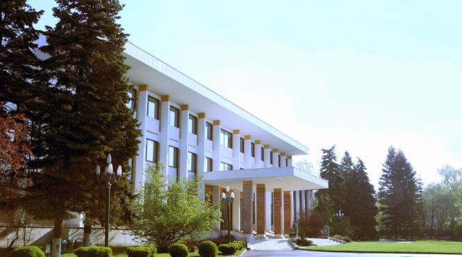 concurs pentru realizarea unui logo cu tema 70 de ani de relatii diplomatice intre china si romania