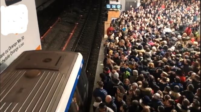 panica la metrou in bucuresti probleme la statia basarab