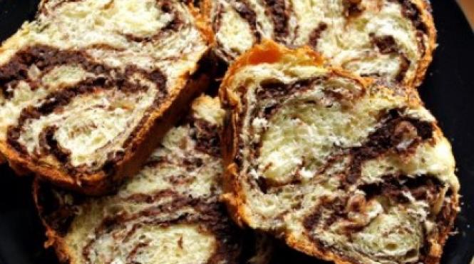 cozonaci uriasi si cel mai mare bors de loboda la festivalul primavara in bucate din parcul national