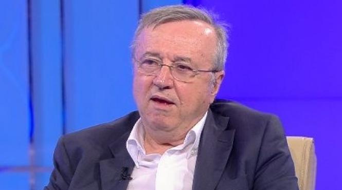 ion cristoiu augustin lazar este o piesa grea a sistemului