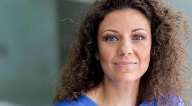 naty badea poezia e ca spalatul pe dinti o scriu zilnic romanul e altceva