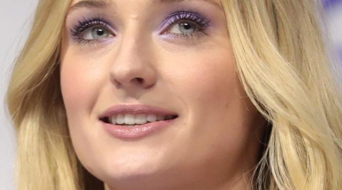 joe jonas s a casatorit cu sophie turner sansa din serialul game of thrones