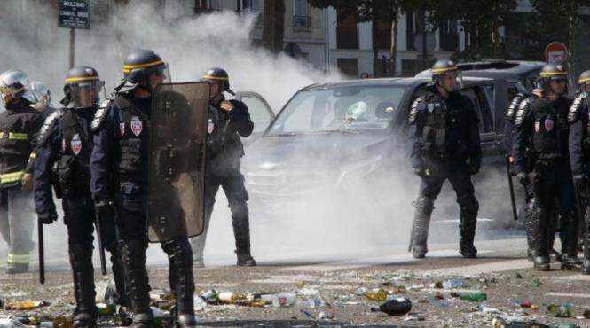proteste violente la paris un spital a fost atacat de ziua internationala a muncii