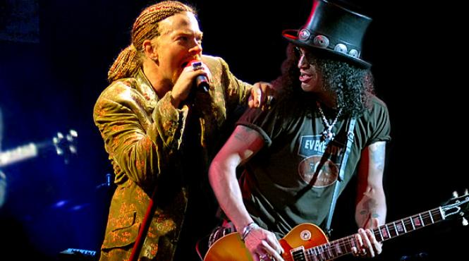 formatia guns n roses a dat in judecata un producator de bere