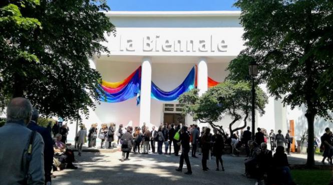 bienala de la venetia un dialog cu lumea artei contemporane