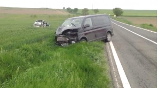 accident grav in constanta produs de un sofer de 20 ani care a patruns pe contrasens un barbat a murit si o tanara este in coma