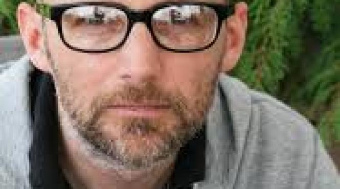 moby a prezentat scuze actritei natalie portman dupa afirmatii despre relatia lor