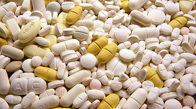 statele unite se judeca cu una dintre cele mai mari companii farmaceutice din lume miliarde de dolari in joc