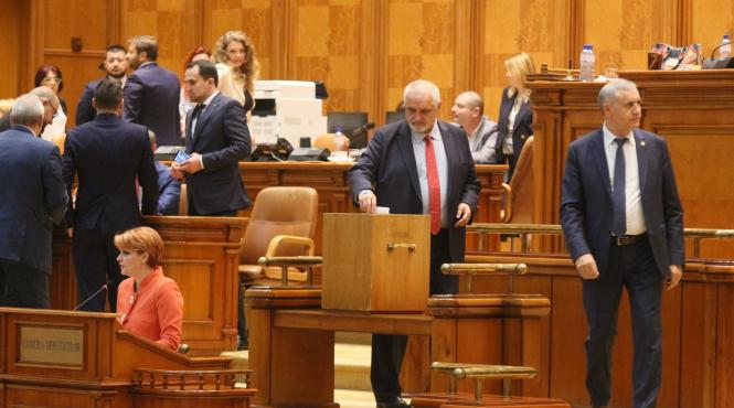 pnl usr si pmp au pierdut 7 voturi la alegerea presedintelui camerei deputatilor