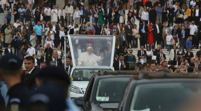papa francisc a ajuns la sumuleu ciuc