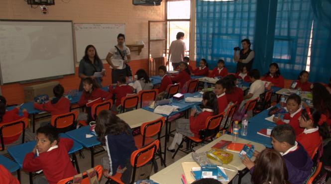 uniformele diferentiate pe criterii de gen istorie pentru elevii din ciudad de mexico