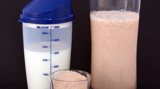 pericolul din spatele suplimentelor alimentare precum shake urile proteice si ceaiurile pentru slabit studiu