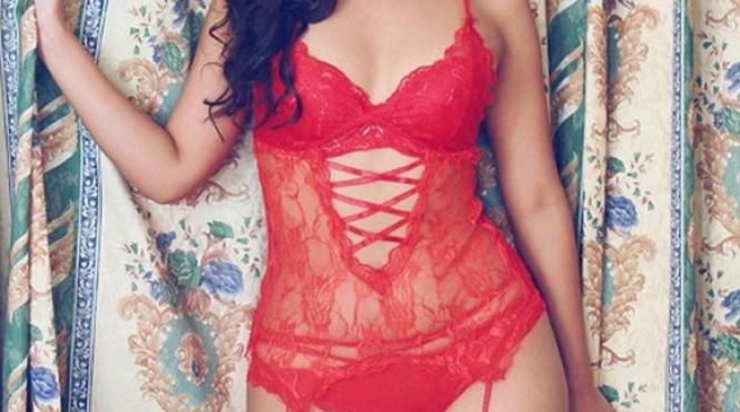 o doctorita a pierdut dreptul de a profesa pentru ca a pozat in costum de baie