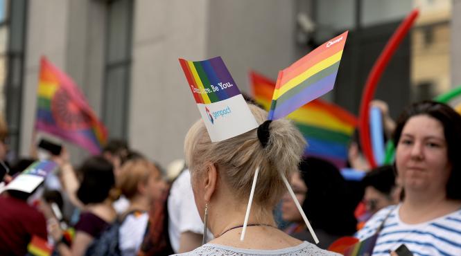 galerie foto mii de oameni au participat la bucharest pride 2019