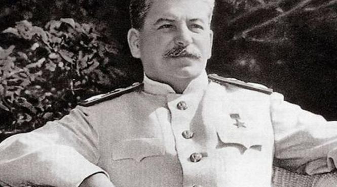 directorul centrului pentru studiul istoriei evreilor din romania prezenta evreilor in aparatul de represiune stalinist din romania a fost una consistenta