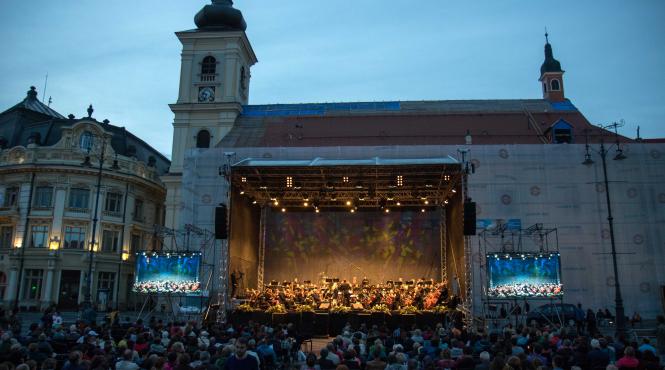 concert simfonic in piata mare