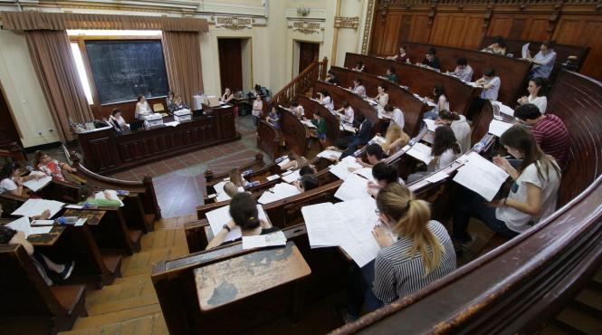 universitatea bucuresti peste 18 000 de locuri disponibile pentru admiterea in anul 2019 2020