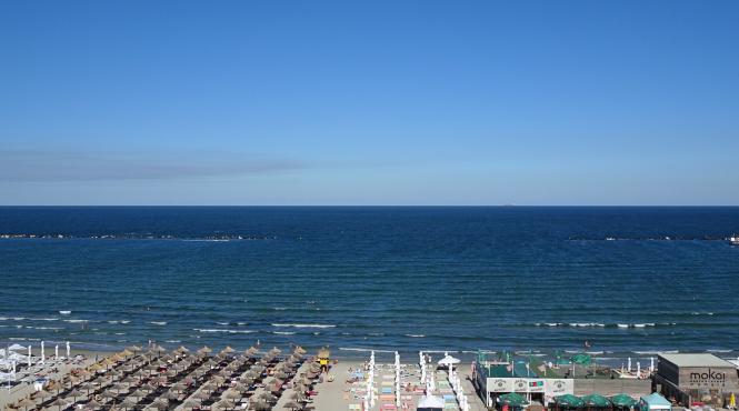 protest in constanta fata de nerespectarea normelor de exploatare a plajelor