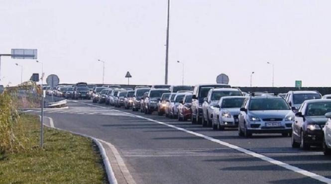 trafic intens pe valea prahovei si pe litoral