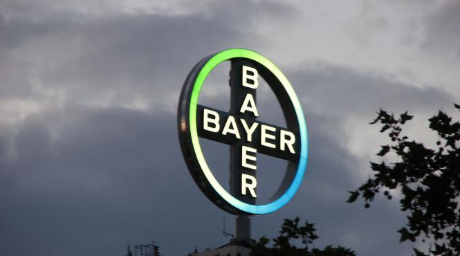 bayer obtine 585 milioane de dolari in urma vanzarii brandului dr scholl s