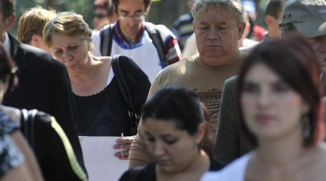 numarul total al romanilor de pretutindeni este de aproximativ 9 700 000