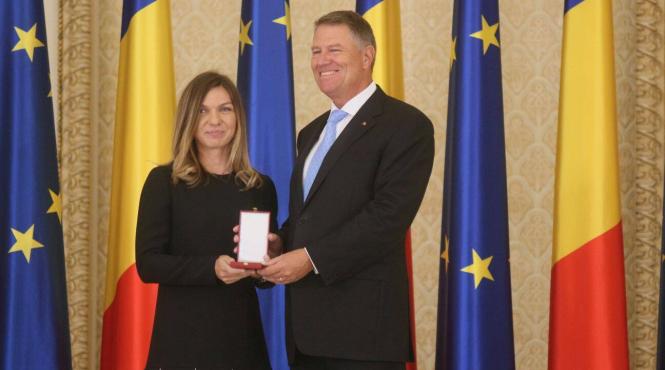 simona halep decorata cu ordinul national steaua romaniei in grad de cavaler