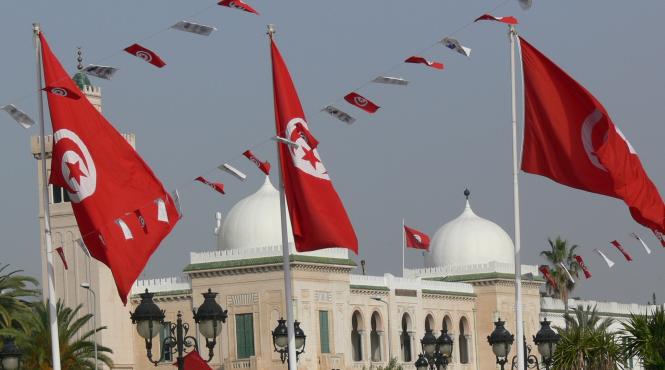 tunisia presedintele interimar extinde cu o luna starea de urgenta