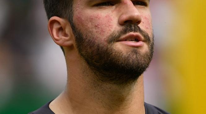 fotbal portarul alisson becker liverpool accidentat indisponibil cateva saptamani