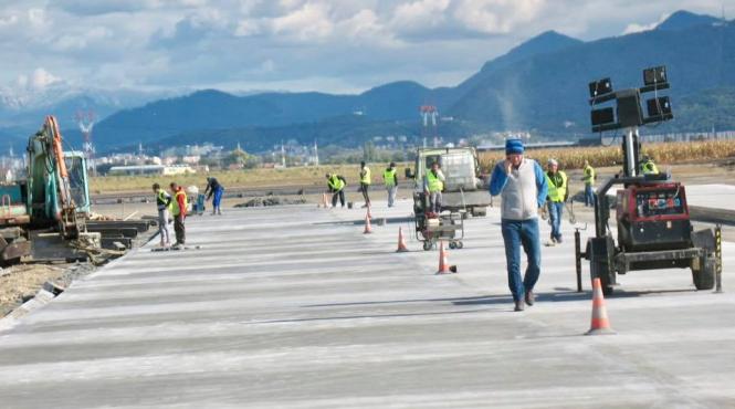 aeroportul de la brasov prioritate pentru guvern