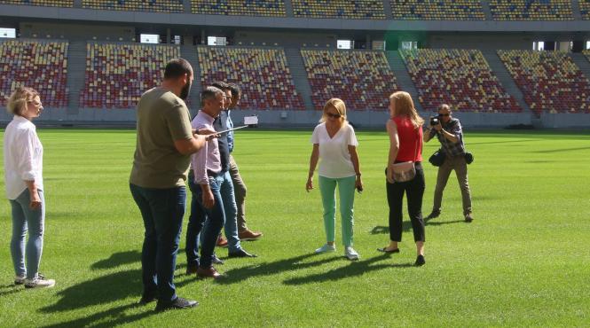 arena nationala gazon nou numai bun pentru fotbal