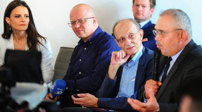 romania ta un proiect pentru unitatea generatiilor de azi si din viitor