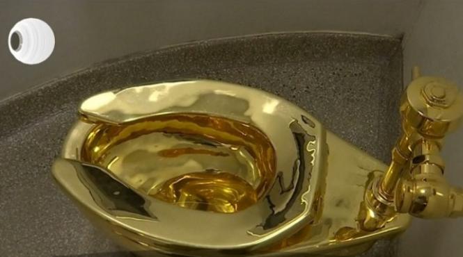 o toaleta din aur in valoare de un milion de lire sterline a fost furata din palatul blenheim