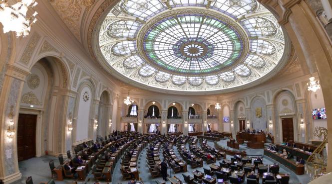 senatul a aprobat taxarea pensiilor speciale