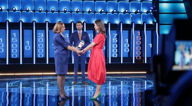 doua echipe cu povesti impresionante accepta provocarea marelui zid